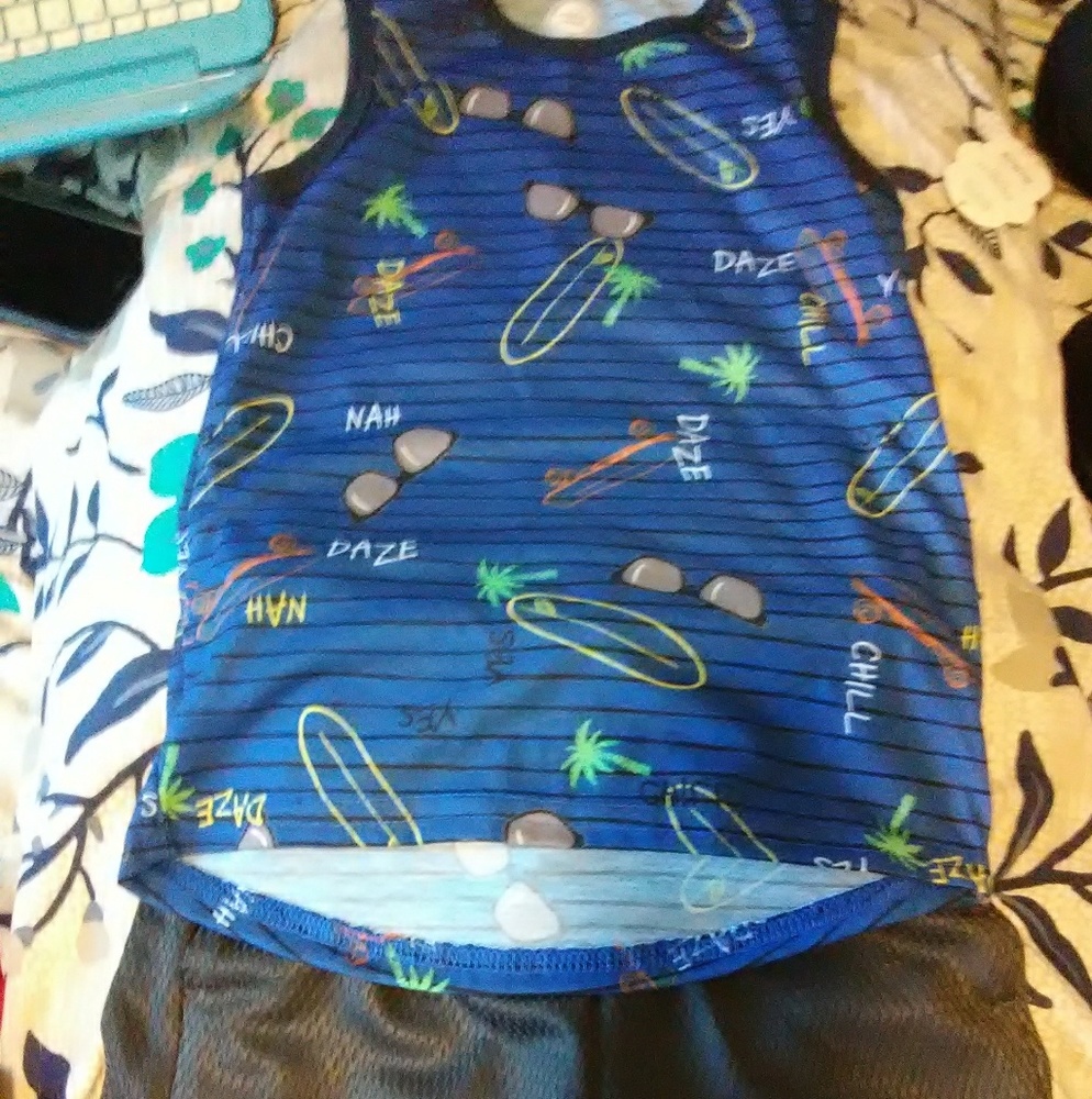 Cute short outfit